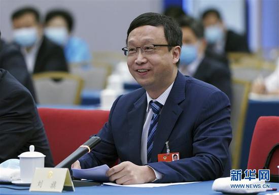  5月23日，全國(guó)政協(xié)委員劉旗在政協(xié)聯(lián)組會(huì)上發(fā)言。新華社記者 謝環(huán)馳 攝